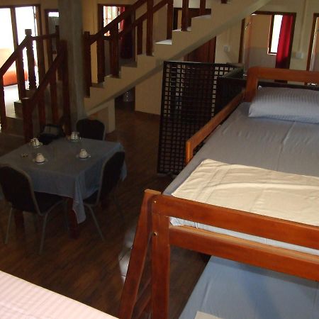 Central City Hostel Kandy Esterno foto
