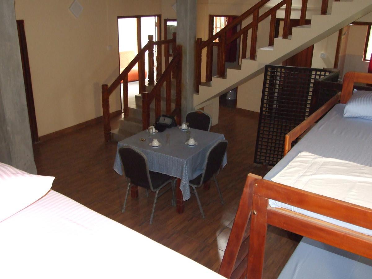 Central City Hostel Kandy Esterno foto