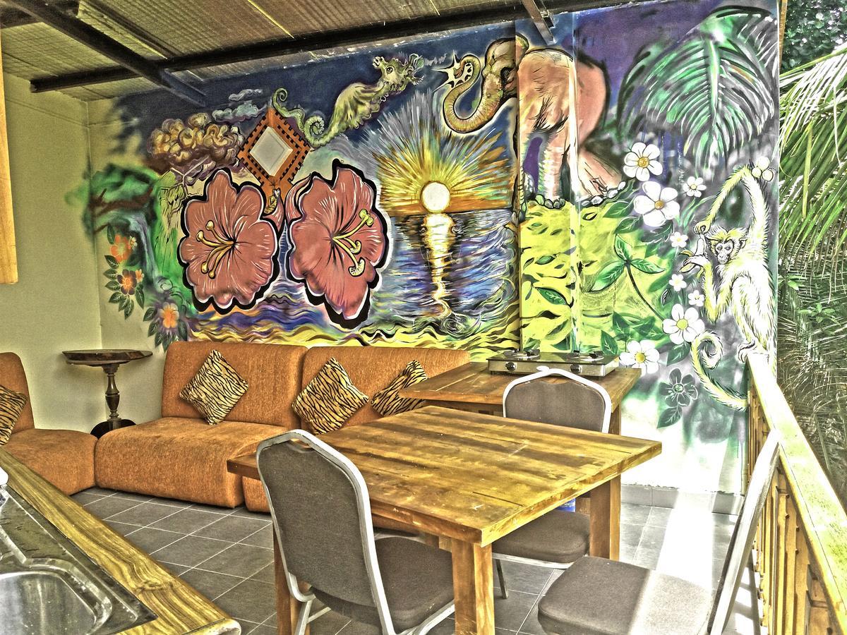 Central City Hostel Kandy Esterno foto